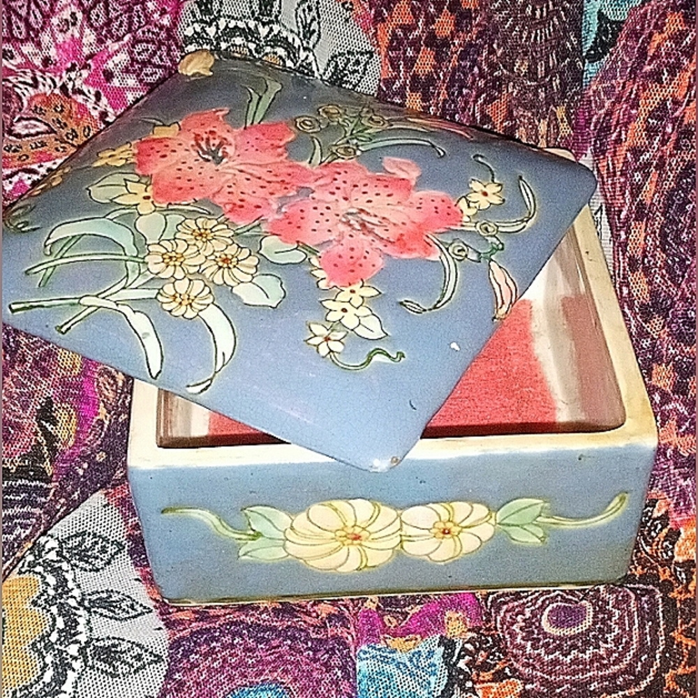 Vintage Trinket Box